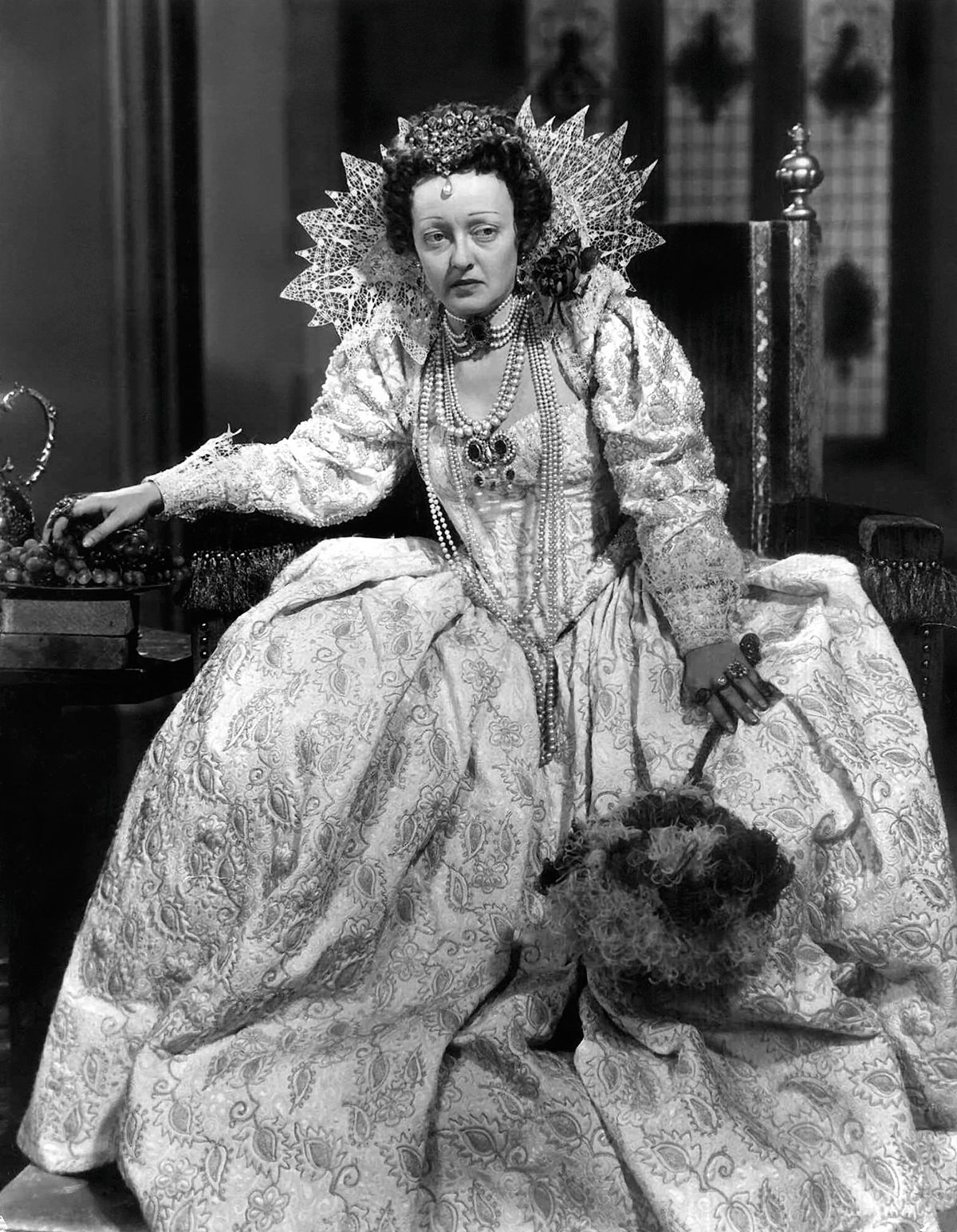 La Vie Privée d'Elisabeth d'Angleterre La Vie Privée d'Elisabeth d'Angleterre