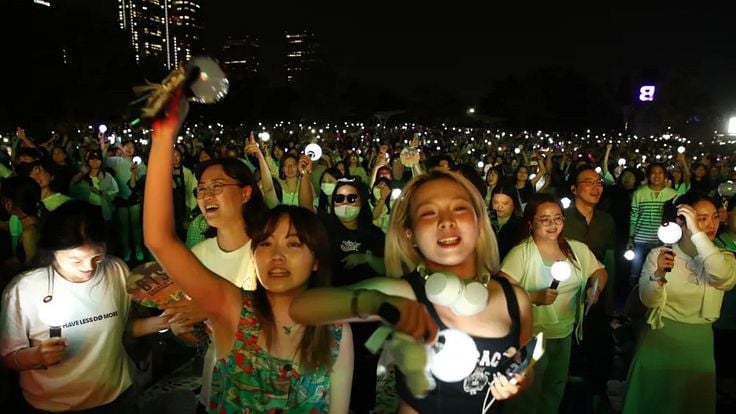 BTS Army : Forever We Are Young