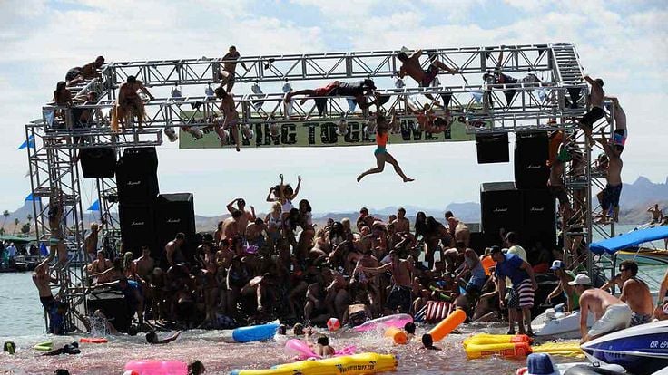 Piranha 3D