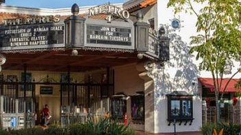 Metro 4 Theatre