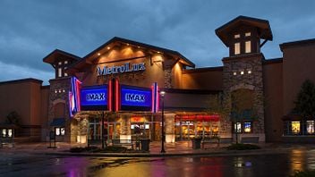 MetroLux 12 Theatres + IMAX @ Centerra