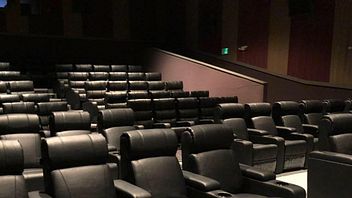 Auburn Movieplex 10