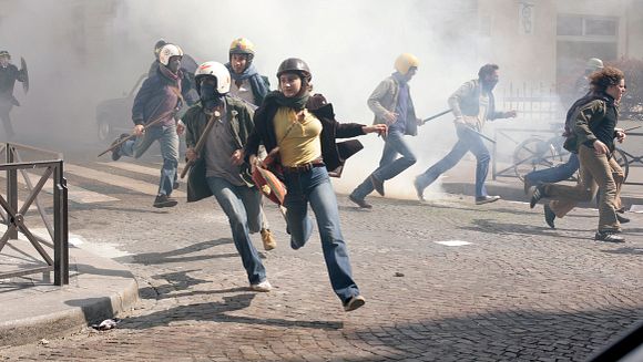 APRÈS MAI · Rencontre avec Olivier Assayas