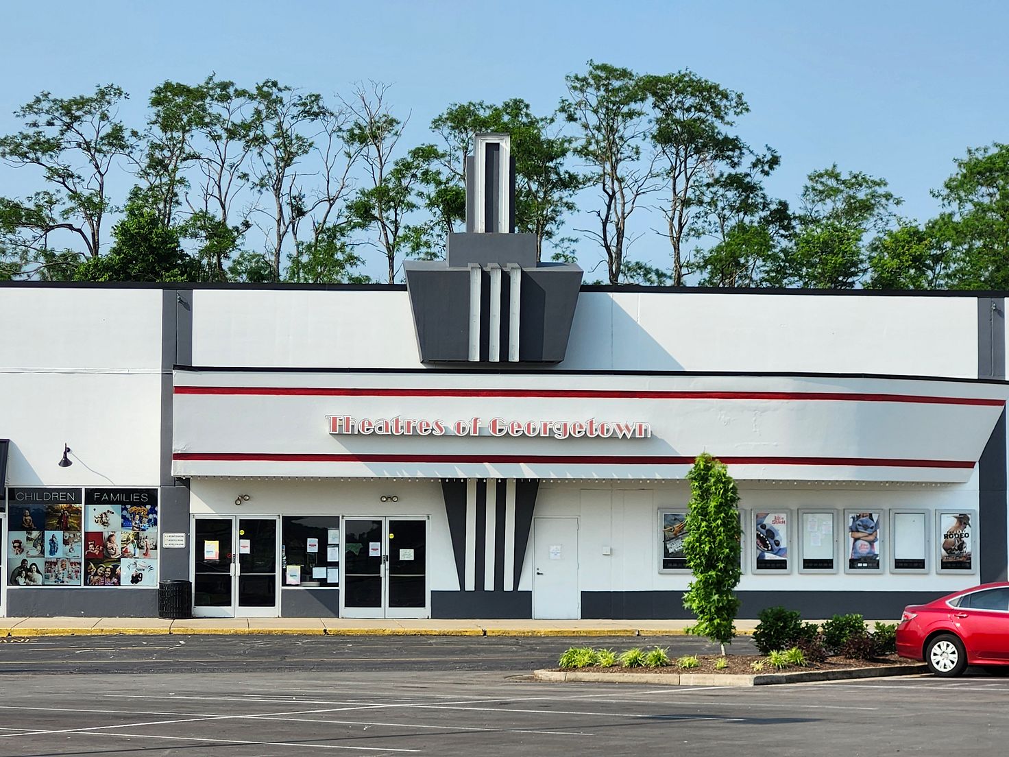 Republic Theatres - Georgetown Cinema