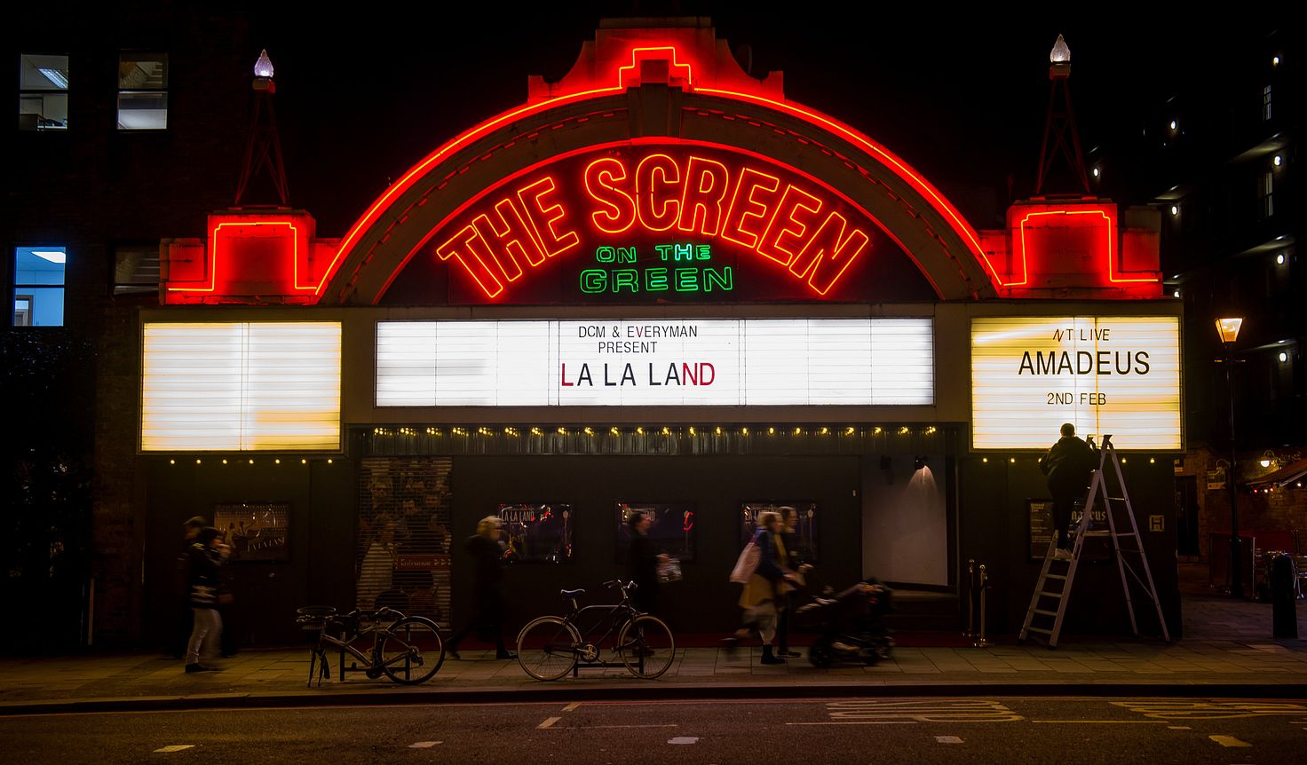 Screen on the Green