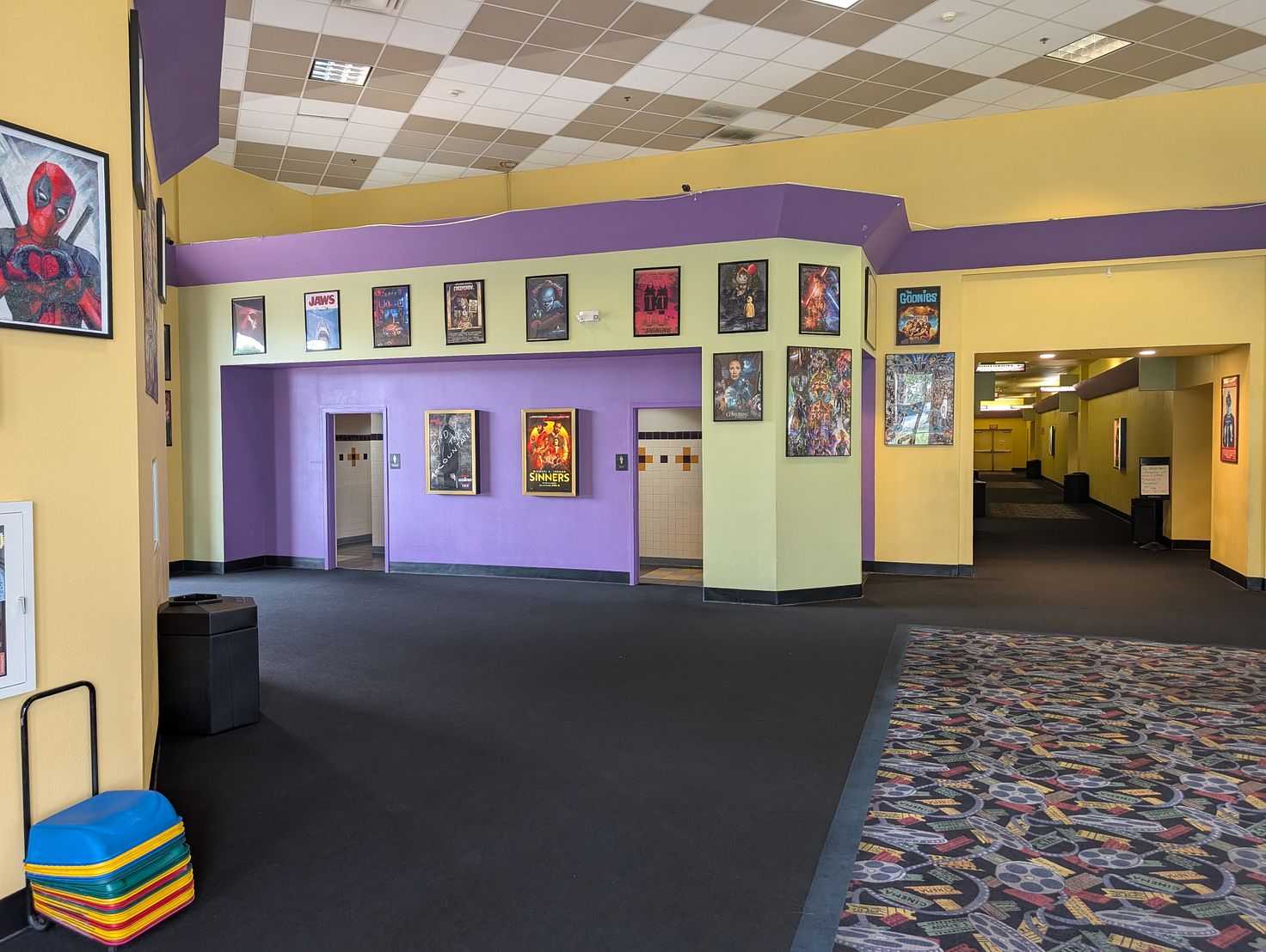 Dinuba Cinema is D'Place