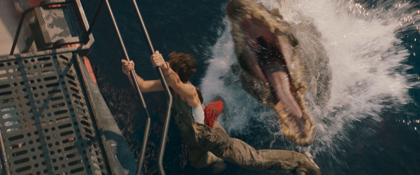 JURASSIC WORLD