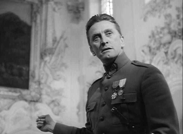 Ciné-club: LES SENTIERS DE LA GLOIRE