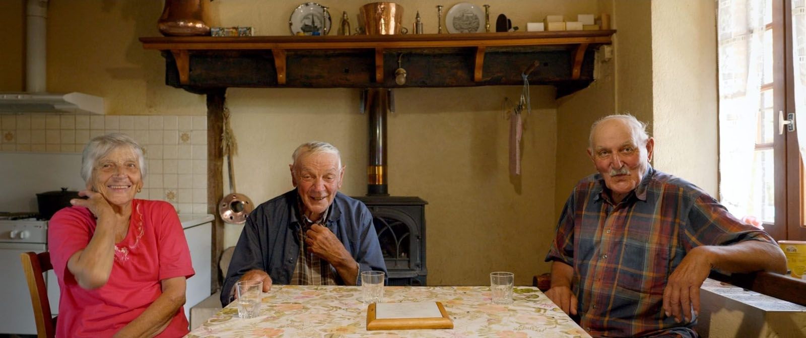 LES VIEUX | Rencontre avec le CCAS d'Arles, l'association La logitude et la mission locale du delta
