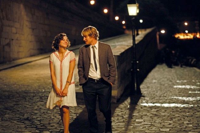 MINUIT A PARIS